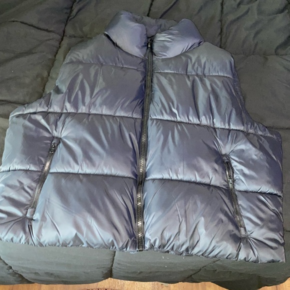 Grey and silver puffer vest - Picture 1 of 3